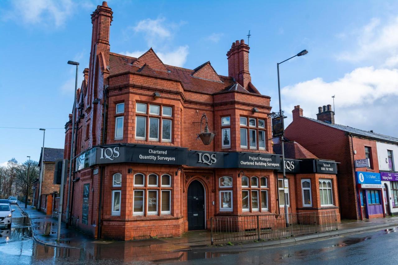 No 1 - The Old Red King Pub, Whitefield, Appartement